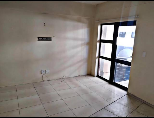 1 BEDROOM APARTMENT FOR SALE IN MILPARK
